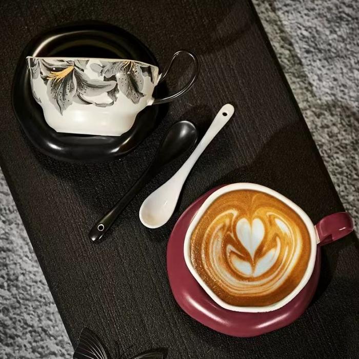 Elegant Porcelain Coffee Cup Set (Black&Red)