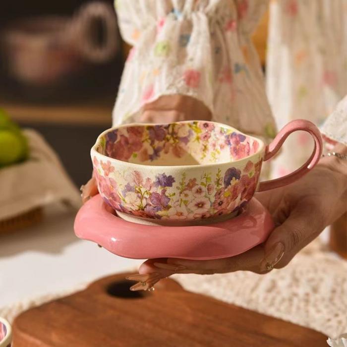 Elegant Porcelain Coffee Cup Set (Pink)