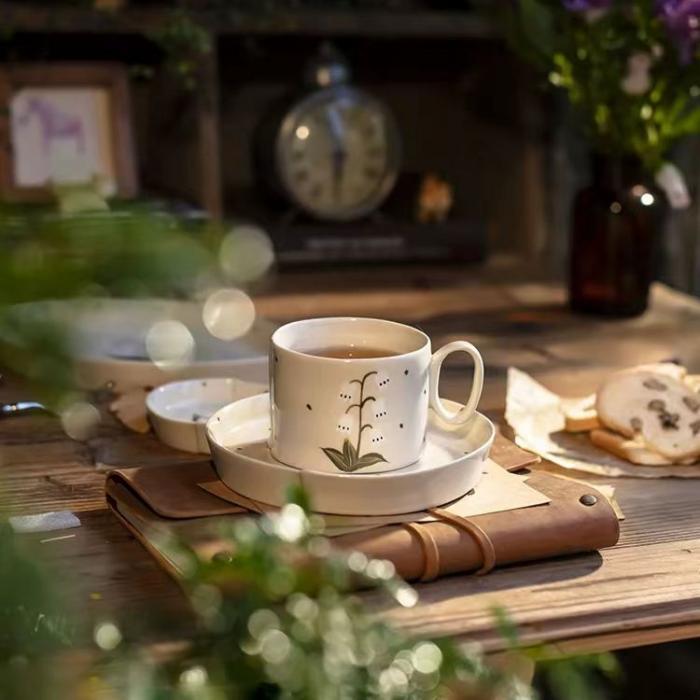 Porcelain Creative Coffee Cup Set