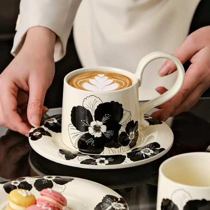 Retro Porcelain Coffee Cup Set