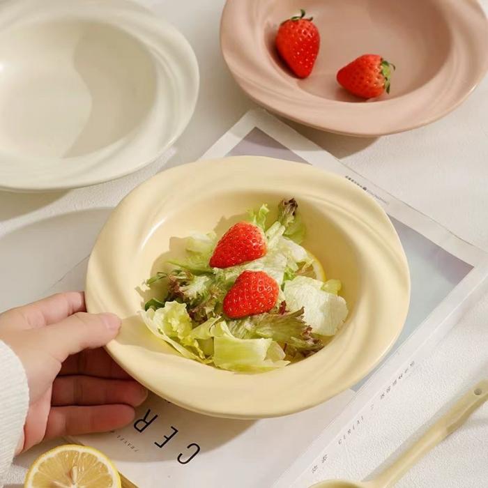 Morandi Twisted-edge Porcelain Dish